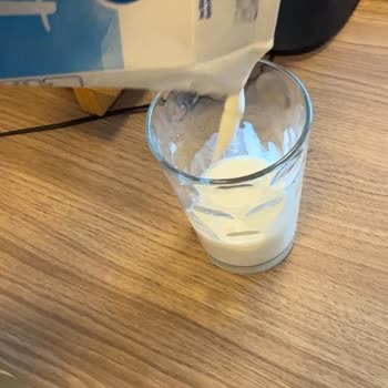 Migros'tan Aldığım Süt Ve Hurmalarda Son Kullanma Tarihi Sorunu