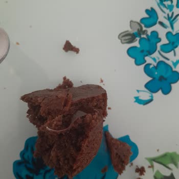 Kakaolu Kekten Ambalaj Parçası Çıktı, Sağlığımız Tehlikede!