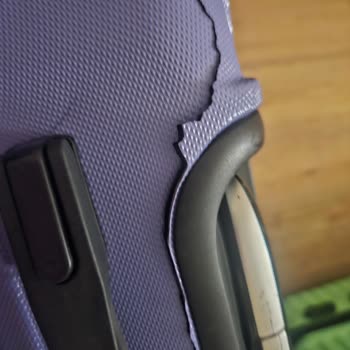 Pegasus Uçuşunda Kırılan Valizime Çözüm Bekliyorum