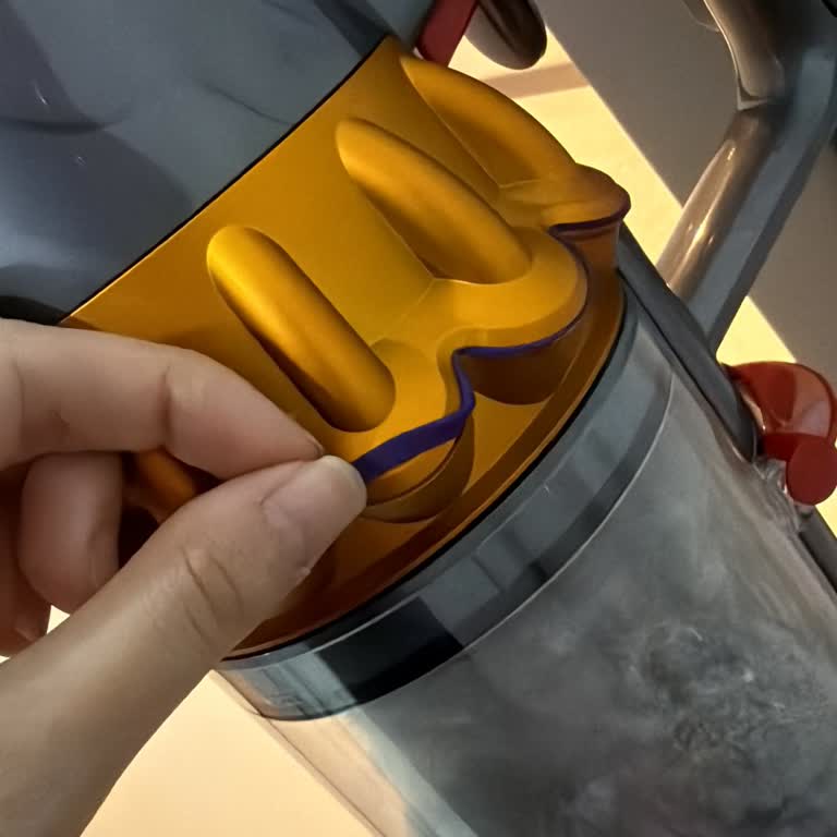 Yüksek Fiyatlı Dyson V15'te 1 Ayda Soyulma Ve Müşteri Hizmetlerinde Çözüm Eksikliği