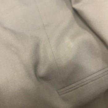 Boynerden Aldığım Takım Elbise Kirli Ve Sökük Teslim Edildi Mağduriyetim Giderilmedi