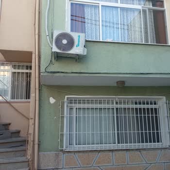 Yanlış Montaj Nedeniyle Dış Ünite Tehlike Saçıyor