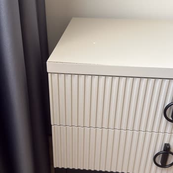 İki Yıl İçinde Komodinde Ciddi Kabarma Ve Mağazadan Çözüm Alamama