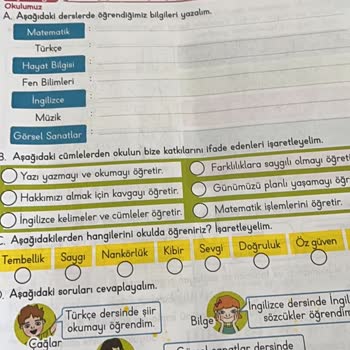 Fenomen Çocuk Fasikülünde Gereksiz Öğrenci Yorumu Soruları Çok Fazla