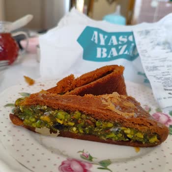 Şirvani Mağazasında Baklava Hüsranı!