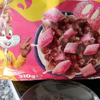 Foreign Object in Nestle Nesquik Strawberry Squares
