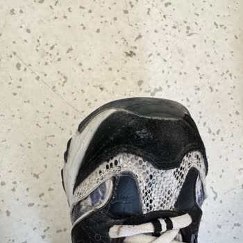 Kısa Sürede Yırtılan Ayakkabım İçin Değişim Talebim Reddedildi, Mağdur Oldum