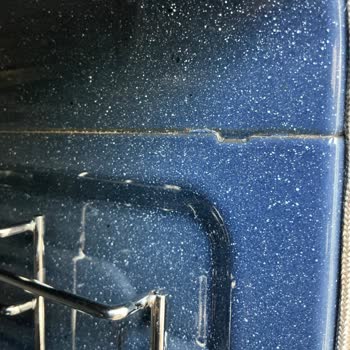 Garantisi Devam Eden Fırınım Paslandı, Samsung Ücret Talep Ediyor!