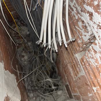 Türk Telekom Çalışanının Hatalı Müdahalesiyle Kablo Kesilmesi Ve Mağduriyet