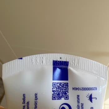 Sensodyne Diş Macunu Kullanımı Sonrası Aft Ve Yaralar Oluştu, Geri Ödeme Talebi