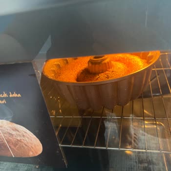 Aldığım Fırın Düzgün Pişirmiyor, Servis Çözüm Sunmadı