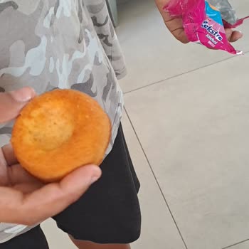 Ülker Kekstra Çilekli Kekte Jöle Eksik Çıktı, Açıklama Bekliyorum