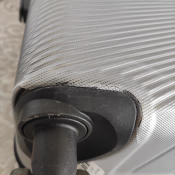 Yeni Alınan Valizin Kısa Sürede Bozulması Ve Para İadesi Talebi