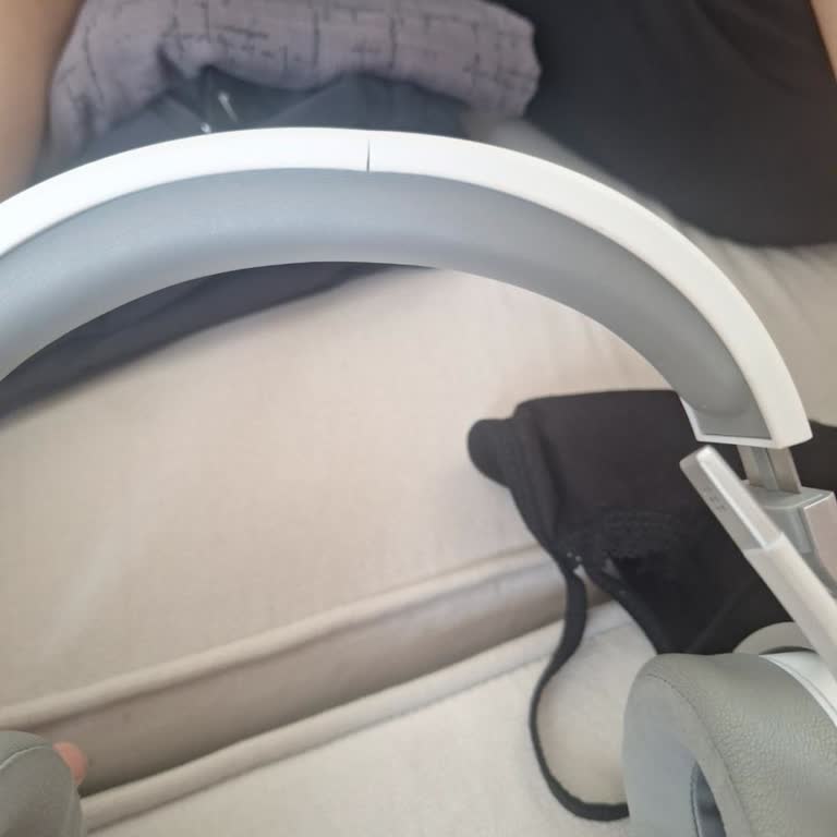 Pckolik.com Corsair HS65 Wireless Kulaklıkta Kafa Bandı Çatlağı Ve Garanti Talebi