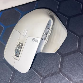 Logitech MX Master 3S Problems and No Warranty Support