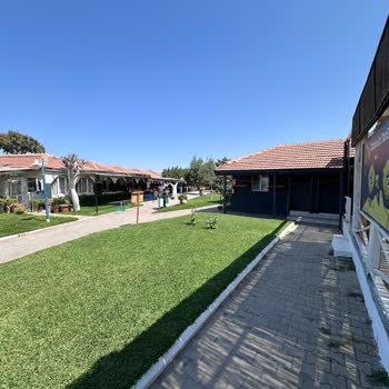 Aile Dostu Olduğu İddia Edilen Tesiste Çocuklara Ve Misafirlere Uygun Olmayan Davranışlar