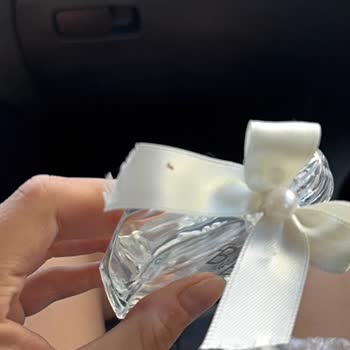 Özel Günümde Hayal Kırıklığı: Özensiz Kolonya Şişeleri