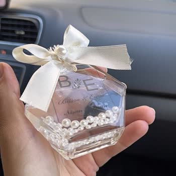 Özel Günümde Hayal Kırıklığı: Özensiz Kolonya Şişeleri