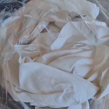 Aynı Sorun Tekrarlandı: Defolu Ve Kirli Ürün Teslimatı