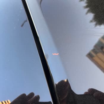 Sıfır Aracın Tavanında Boya Dökülmesi: Opel’den Acil Çözüm Bekliyorum