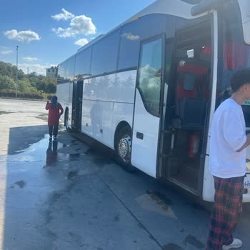 Otobüs Düzeni Ve Valiz Hasarı Nedeniyle Yaşanan Mağduriyet