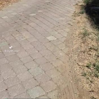 Gölcük Belediyesi Arabamın Altı Sürtüyor
