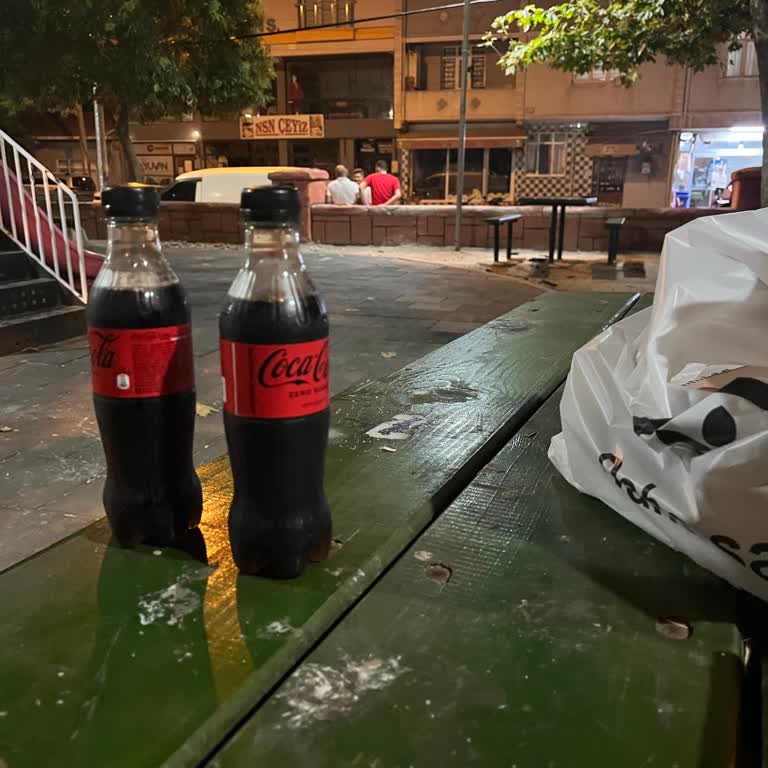 Kutu Kola Beklerken Pet Şişe Gönderildi, Görsel Yanıltıcı Oldu