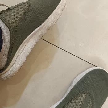 Satın Aldığım Ayakkabıda Kısa Sürede Yırtılma Ve Fatura Sorunu