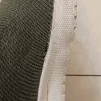 Satın Aldığım Ayakkabıda Kısa Sürede Yırtılma Ve Fatura Sorunu