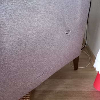 Kırık Ve Yırtık Koltuk Teslimatı Sonrası Çözüm Sunulmuyor Mağduriyetim Devam Ediyor