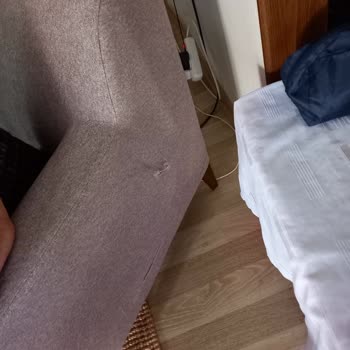 Kırık Ve Yırtık Koltuk Teslimatı Sonrası Çözüm Sunulmuyor Mağduriyetim Devam Ediyor