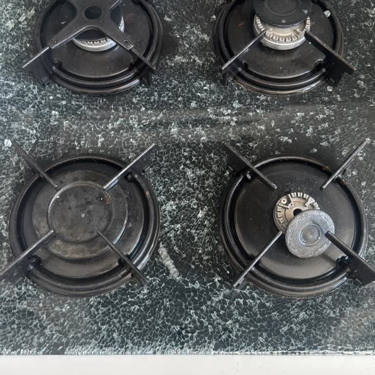 Ferre Cam Ocakta Ani Patlama: Güvenlik Riski Ve Yetersiz Müşteri Desteği