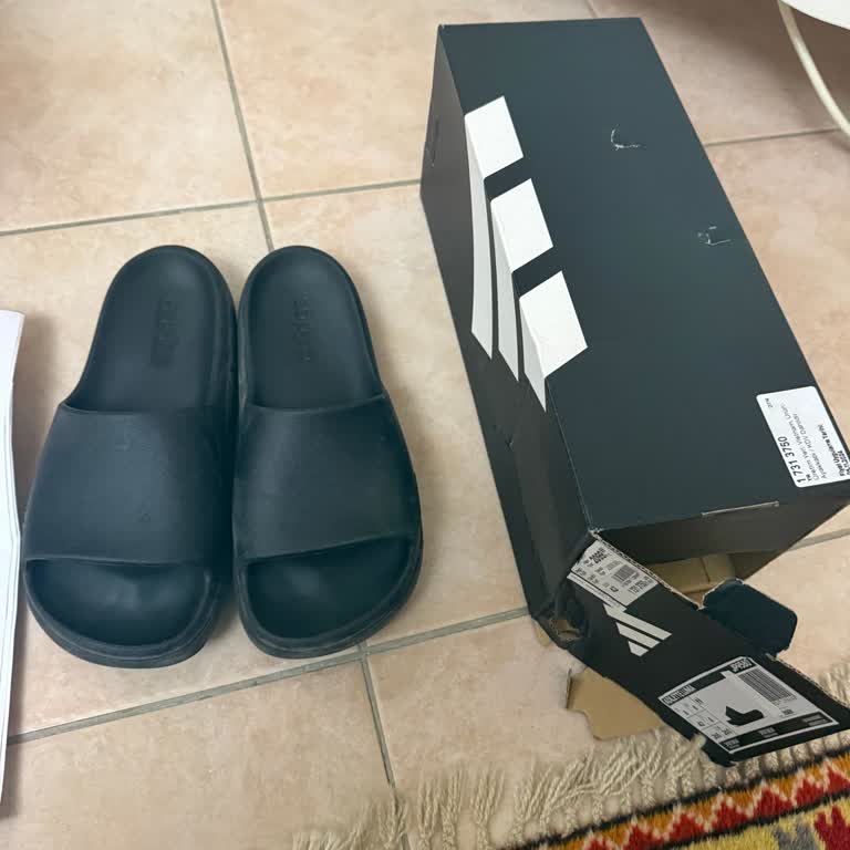 Satın Aldığım Terlik Kısa Sürede Küçüldü, İade Talebim Reddedildi