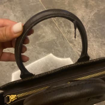 Vakko Çantamın Derisindeki Sorun Garanti Kapsamında Çözülmedi