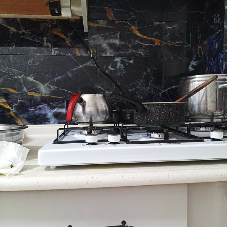 Uygun Olmayan Ocak Montajı Sonrası Mağaza Çözüm Sunmuyor