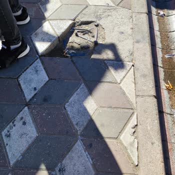 Akçay Pazar Yeri'nde Yaya Yolu Güvenliği Sorunu