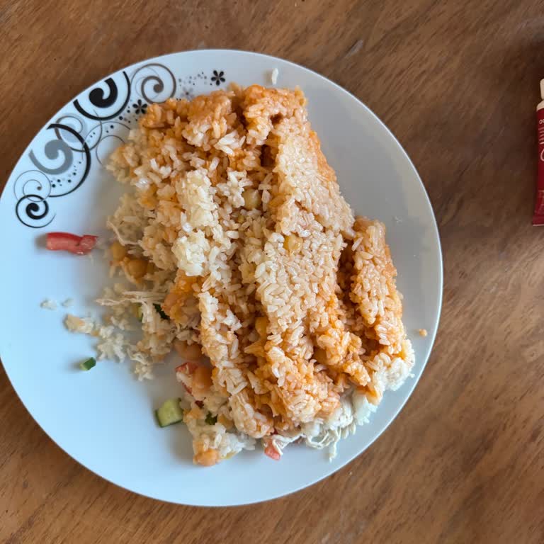 Pilavcı Emin (Cevizli ) Hem Yemekler Soğuk Ve Özensizdi, Hem De Bozuk Bir Şekilde Teslim Edildi