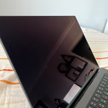 Asus Bilgisayar Yeni Alınan Asus Monitörde Mikro Çizikler Ve Garanti Mağduriyeti