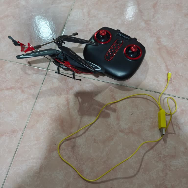 Satın Aldığım Helikopter Hiç Çalışmadı, Mağaza Çözüm Sunmuyor