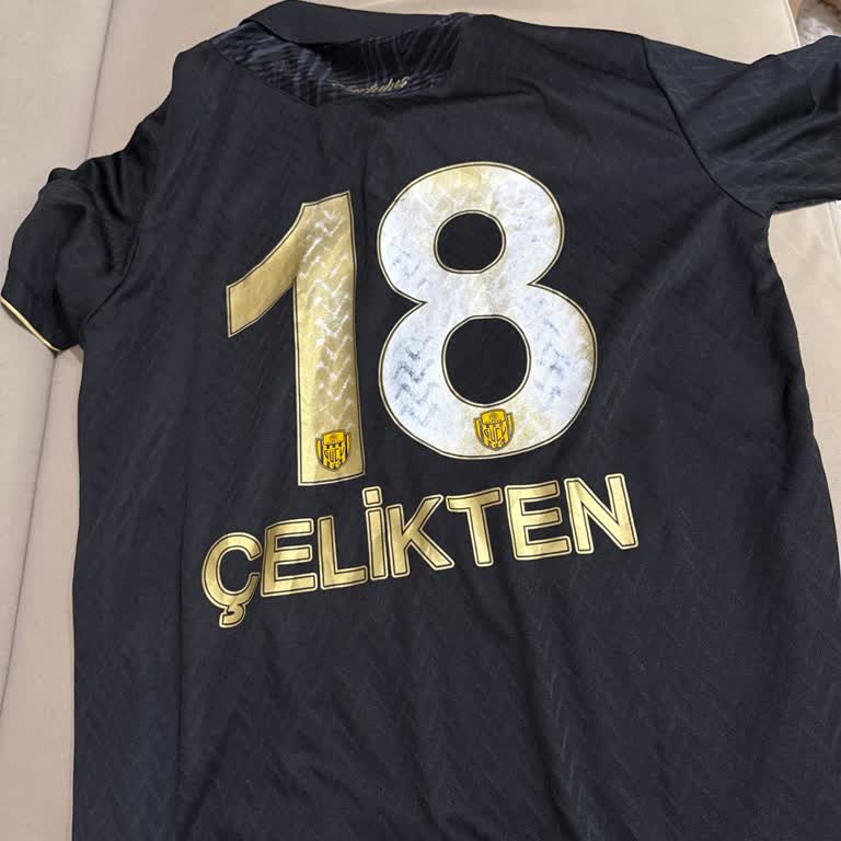 İlk Yıkamada Formanın Arka Numaraları Tamamen Çıktı, Değişim Talep Ediyorum