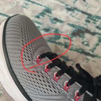 Skechers Alışverişimde Yine Defolu Ve Dar Kalıplı Ayakkabı Sorunu Yaşadım