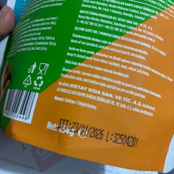 Bozuk Ve Küflü Çikolata Satışı Nedeniyle Sağlık Riski Ve Değişim Talebi