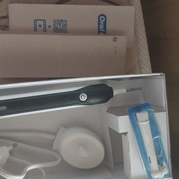 Oral-B Pro 1 Diş Fırçası Kutusundan Yedek Başlık Çıkmadı, Mağduriyet Yaşadım