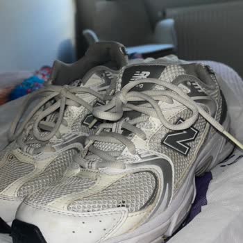 Dolap Uygulamasında Yanıltıcı Ürün Ve İade Sorunu: Orijinal Ve Sorunsuz Diye Aldığım Ayakkabı Yırtık Ve Kirli Çıktı