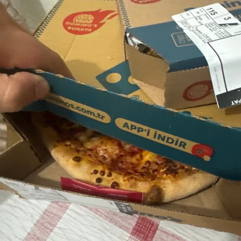 Her Siparişte Geç Ve Soğuk Pizza Teslimatı, Müşteri Hizmetlerinden Çözüm Yok
