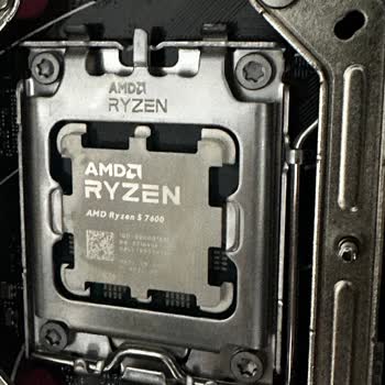 Sıfır Diye Aldığım İşlemcide Kullanılmış İzleri Ve Lekeler Çıktı