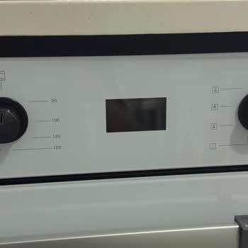 Kumtel Kurulumda Anakartı Yanan Ankastre Set İçin 2 Ayda Parça Değişimi Yapılmadı, Ek Ücret Alındı!