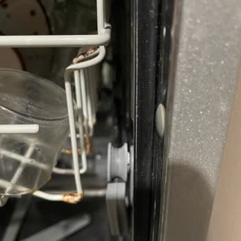 Arçelik 6230S Bulaşık Makinesinde Kronik Paslanma Sorunu Ve Çözüm Eksikliği