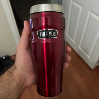 Thermos Marka Termosun Kapağında Ve Boyasında Sorun Yaşadım