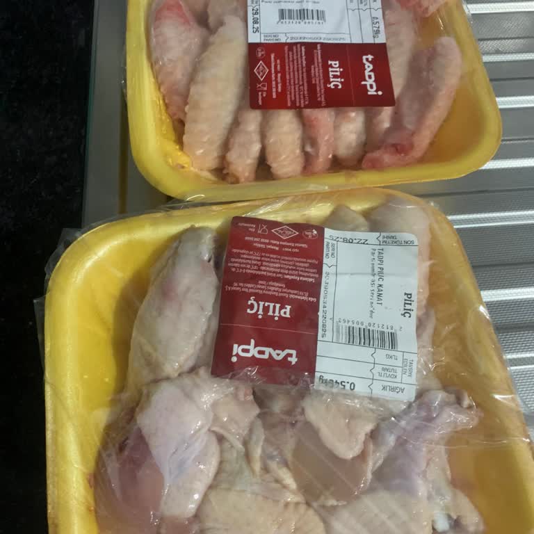 Cepte Şoktan Bozuk Tavuk Gönderildi Sorun Çözülmüyor